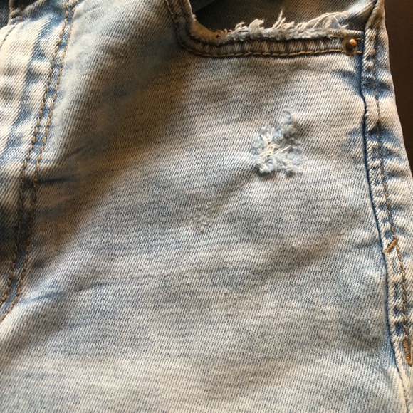 Women’s Stradivarius Jeans Size 4!! ✨ - Picture 6 of 7